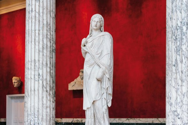 Découvrez comment la musique améliore le bien-être des seniors : effets positifs à connaître!